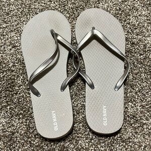 Old Navy silver flip flops